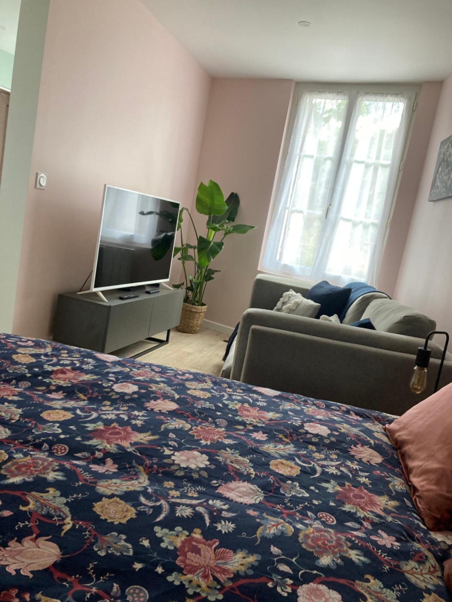 Alex Place'S Saint-Ouen-l'Aumone Bagian luar foto